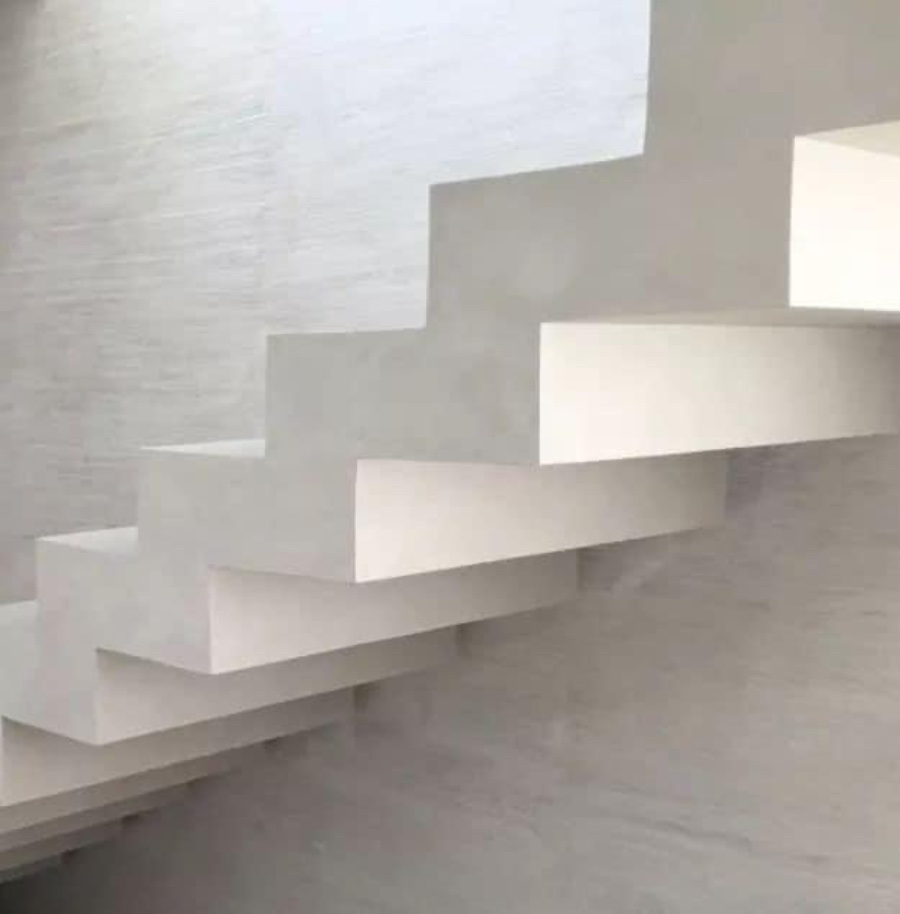 Micro cemento blanco escaleras 
