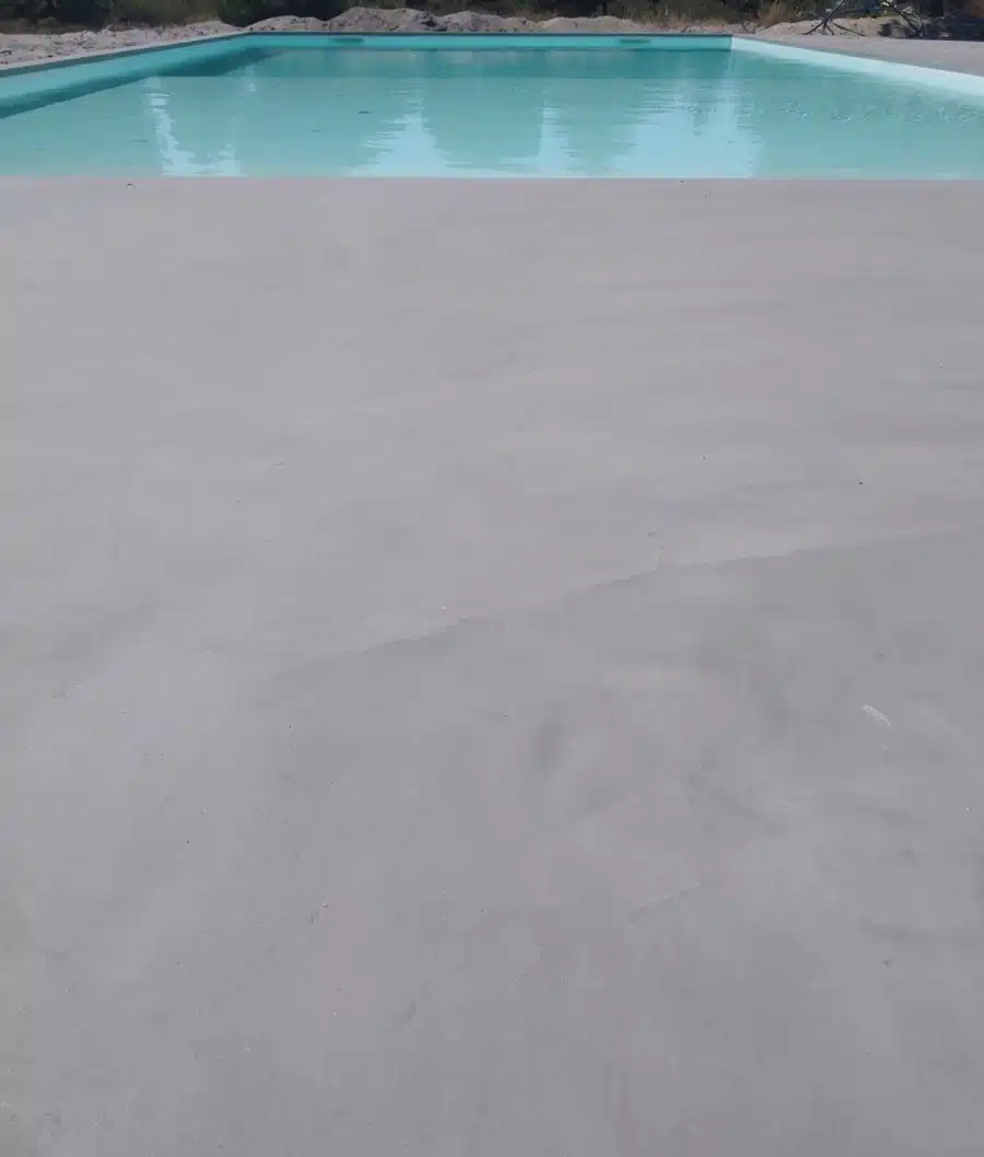 Microcemento Almería suelo exteriores piscina