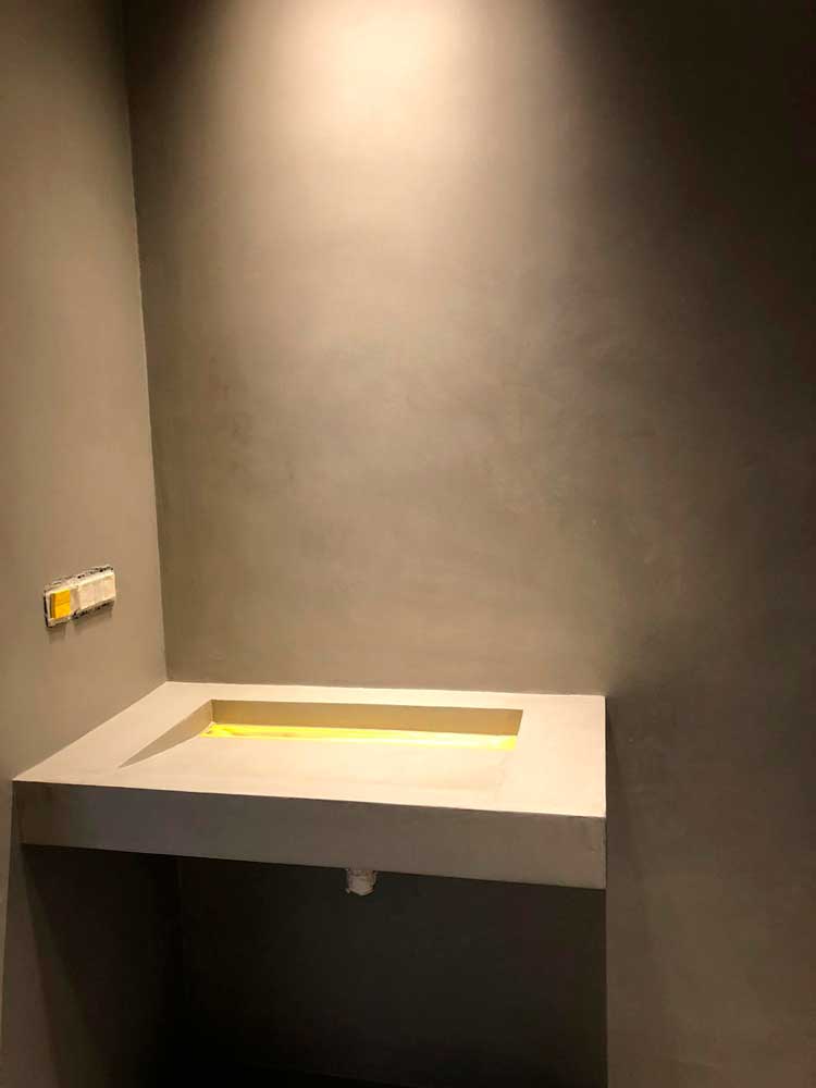 microcemento beige baño